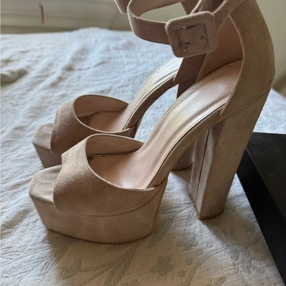PrettyLittleThing Beige Suede Platform Heels - Picture 6 of 6